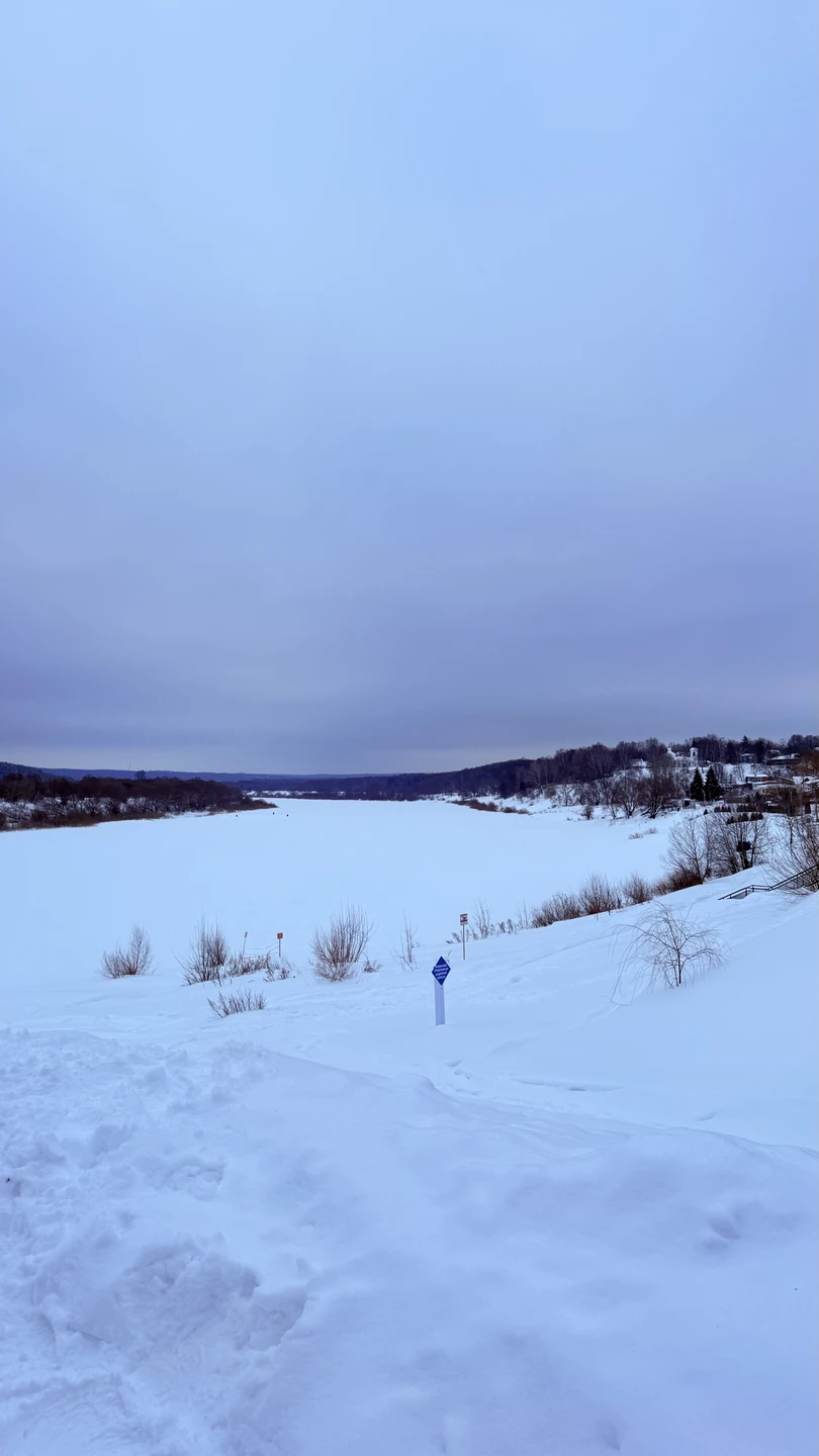 Юлия прекрасный гид, несмотря на холодную погоду, у нас была замечательная экскурсия. Рекомендую.