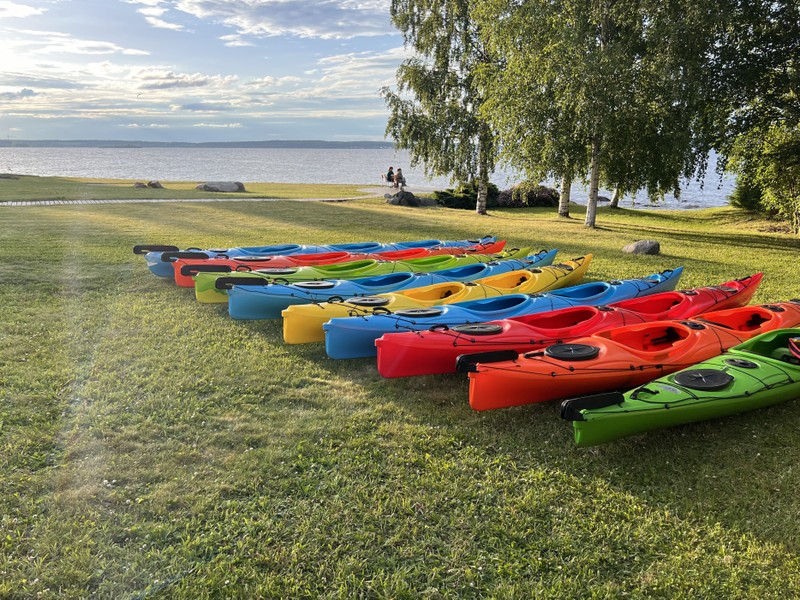 Прогулка на морских каяках вдоль набережной Петрозаводска (в группе)