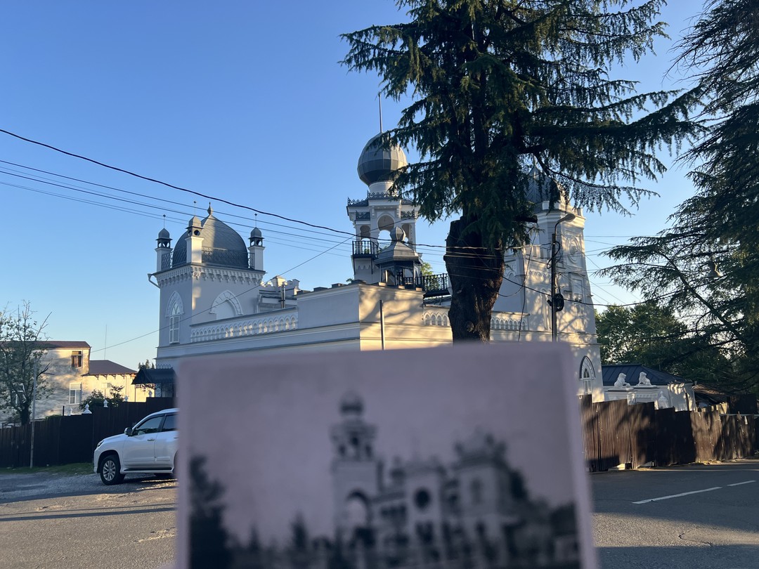 Прекрасная экскурсия, не нудная, не одна сухая история. Инне удалось нас заинтересовать. Почти 4 часа прошли