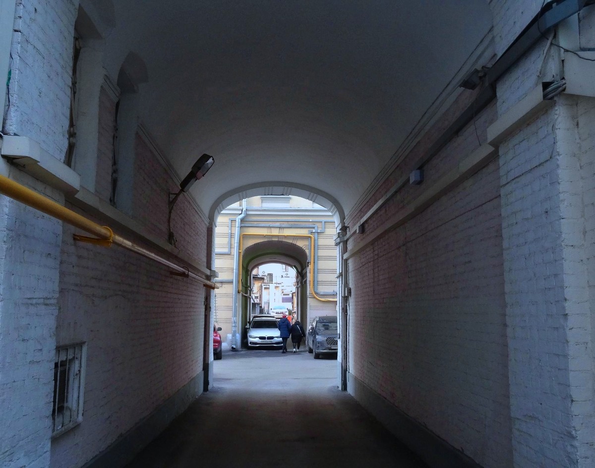 Проходные дворы Москвы (2/17)