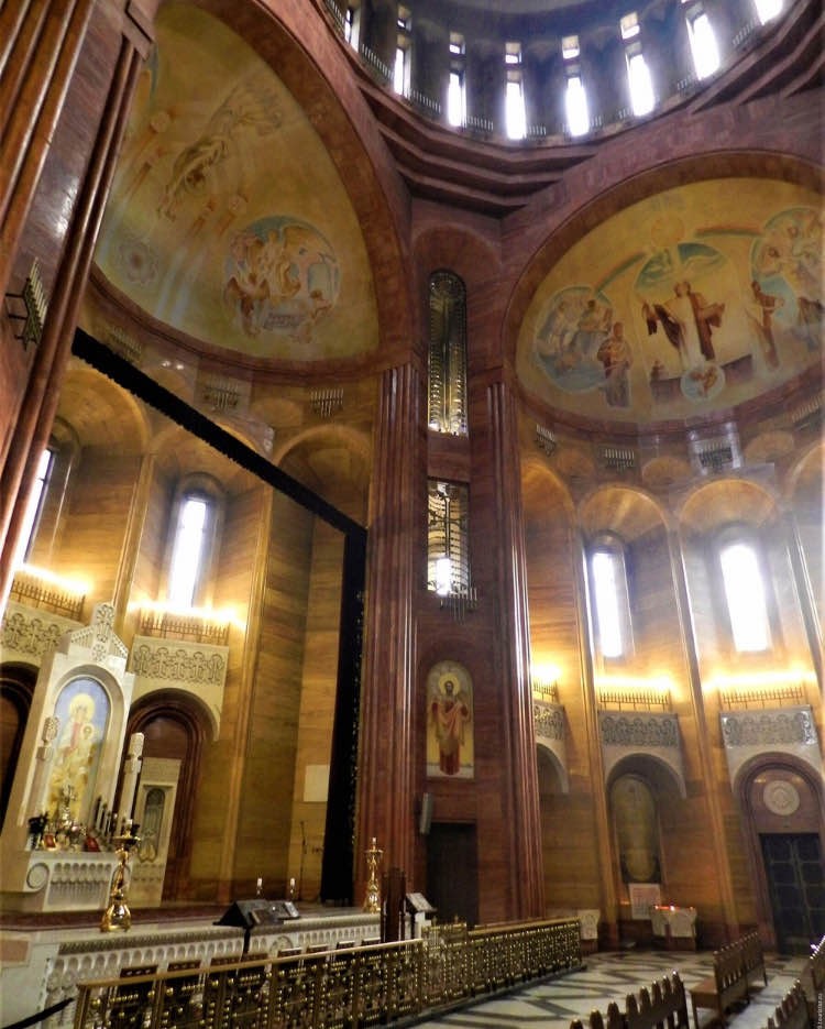 Армянский храмовый комплекс: авторская экскурсия с иподиаконом (Эльвира)