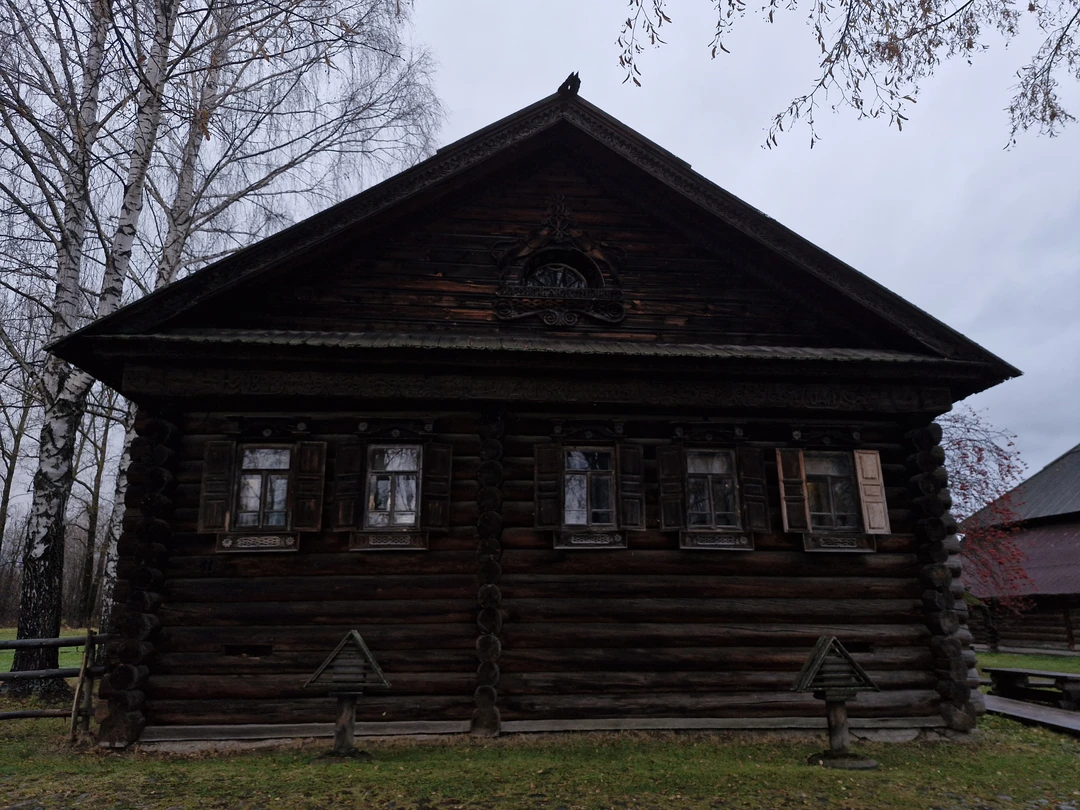 Великолепно! Час пролетел на одном дыхании. Открыли для себя много нового! Очень рады, что выбрали именно эту экскурсию!