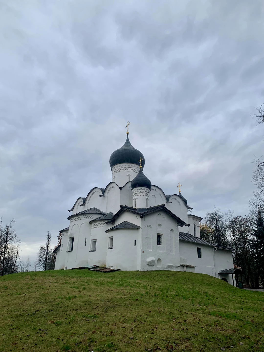 Приехали в первый раз в Псков из своего не менее древнего Полоцка) остались в восторге от