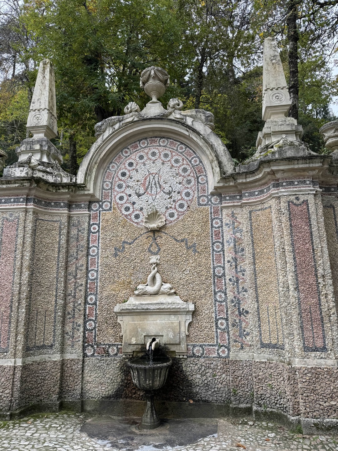 Синтра и мыс Рока с Денисом. Очень красивая и интересная экскурсия. Увлекательное путешествие в мистику,историю и