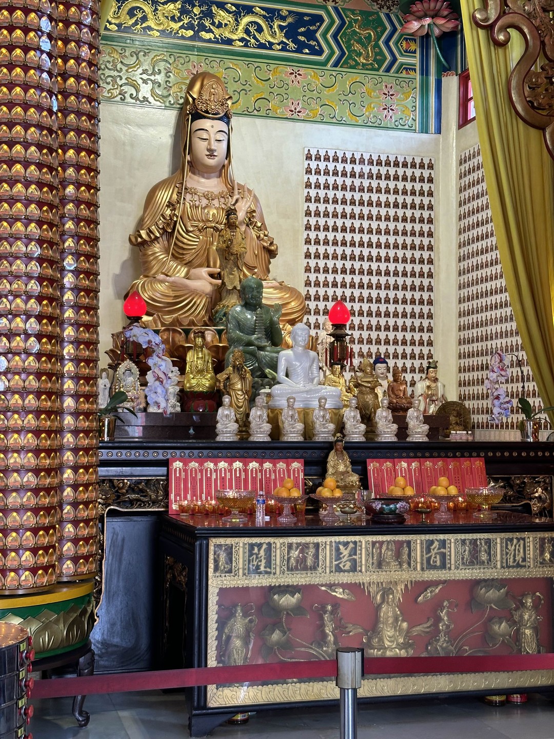 5.08 были на экскурсии Великолепный Куала Лумпур и пещеры Бату, потрясены, удивлены этой страной, этим городом!