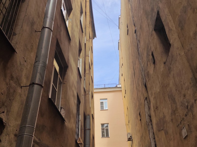 Фото к экскурсии Экскурсия-квиз по дворам и парадным Питера