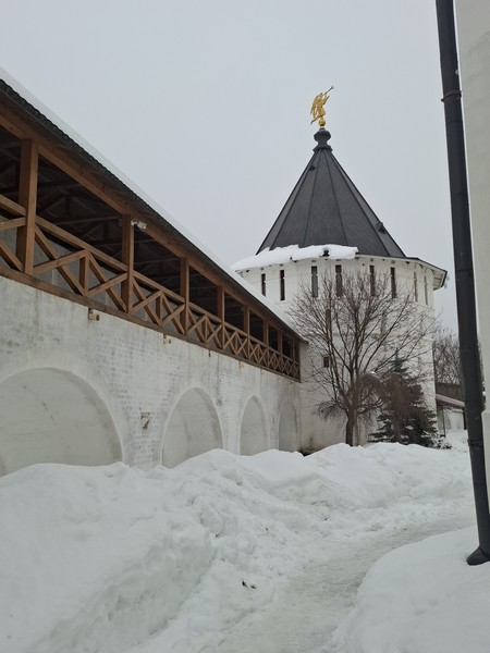 узнали много интересного, что было бы очень трудно узнать без гида-Елизаветы!