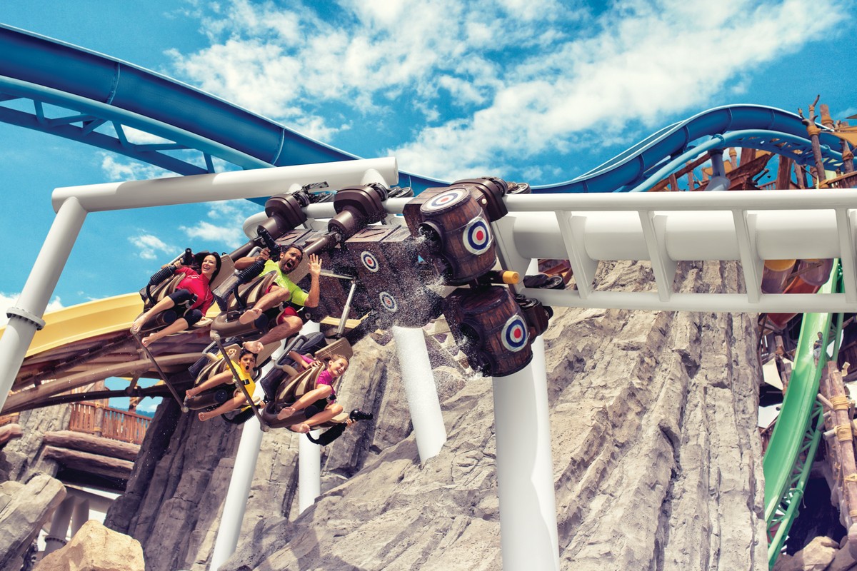 Фото Билеты в аквапарк Yas Waterworld с обедом
