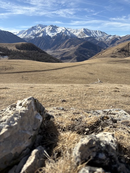 Хочу поблагодарить Николая за невероятно красивую и интересную поездку. Николай предложил нам такой маршрут: