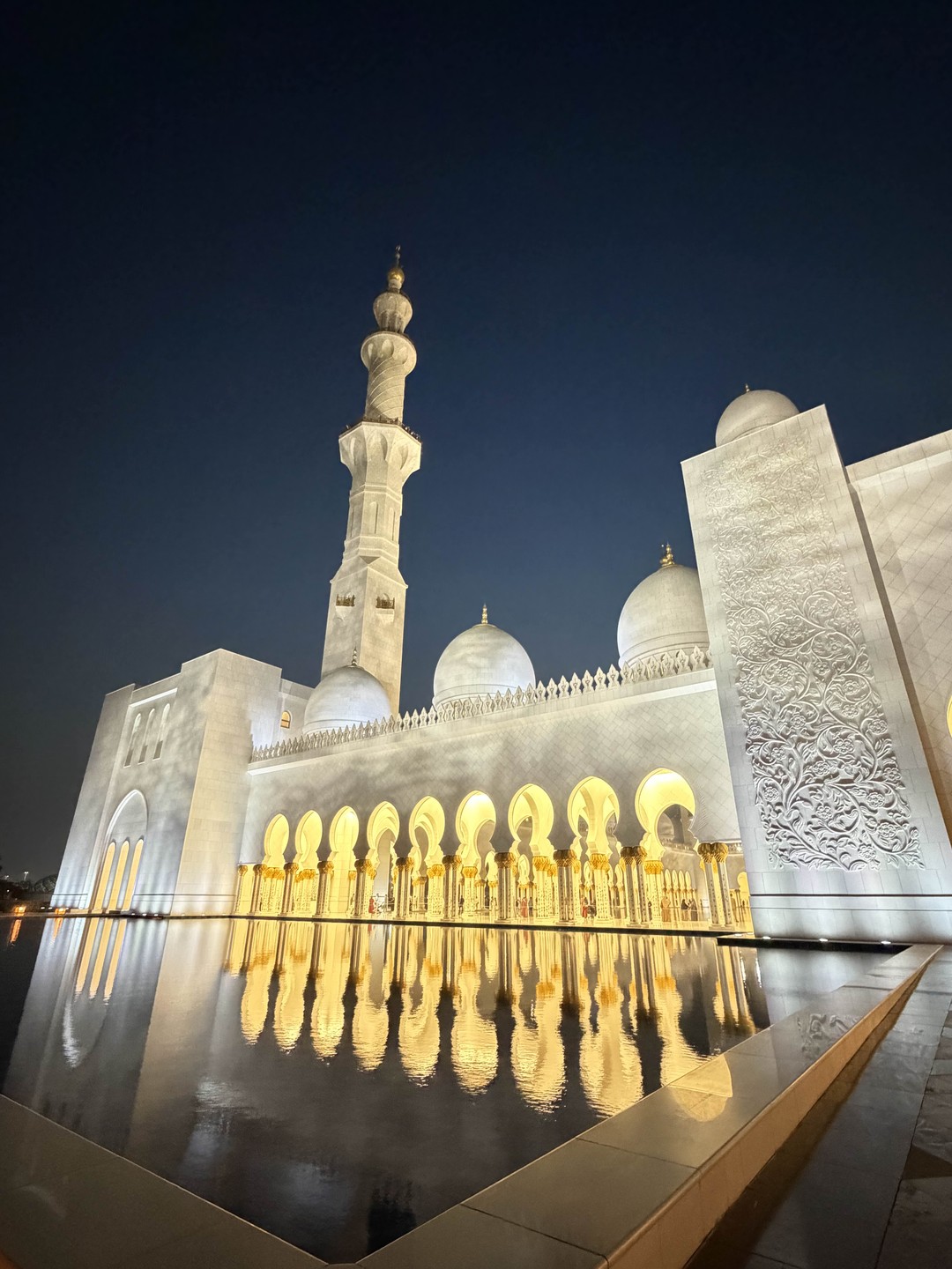 Нам понравилось, как мы провели день с Фаридом, в Абу-Даби были в первый раз, с учетом