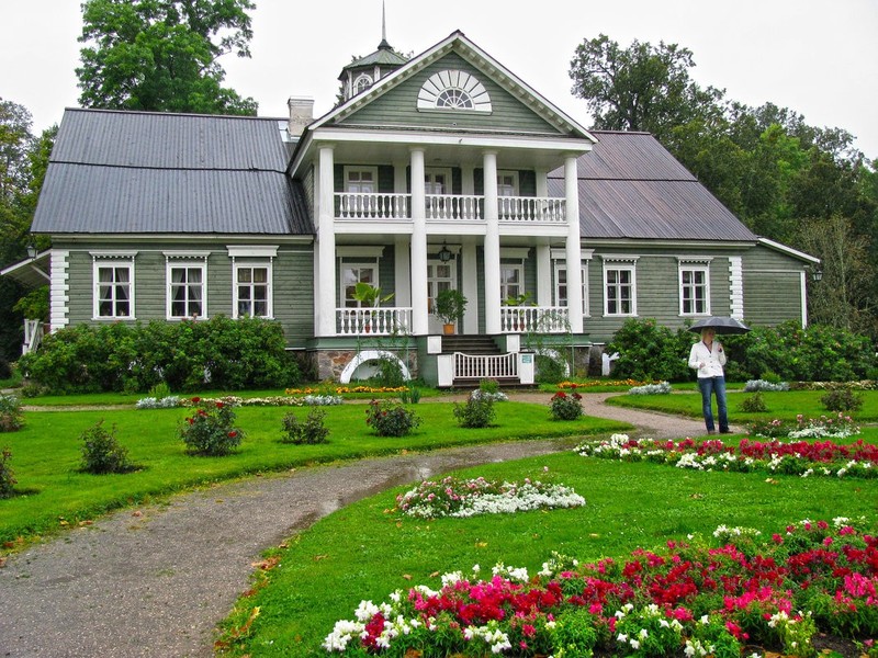 Автобусный тур в древность: Великий Новгород, Старая Ладога, Псков, Изборск и Пушкинские Горы