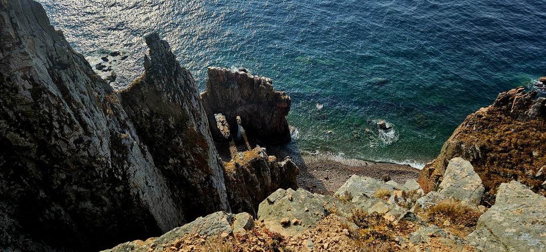 Экскурсия очень насыщенная. Не смотря на то, что посещали самые популярные локации рядом с Владивостоком, красоты