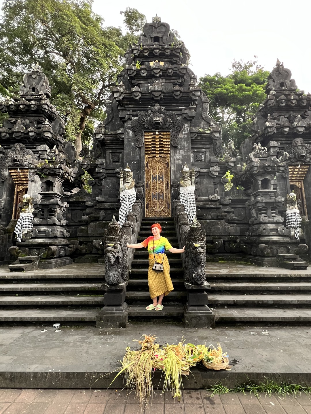 Рекомендую екскурсию самые классные места на Бали. Гид Андрей супер, очень хорошо говорит по русски, просто супер