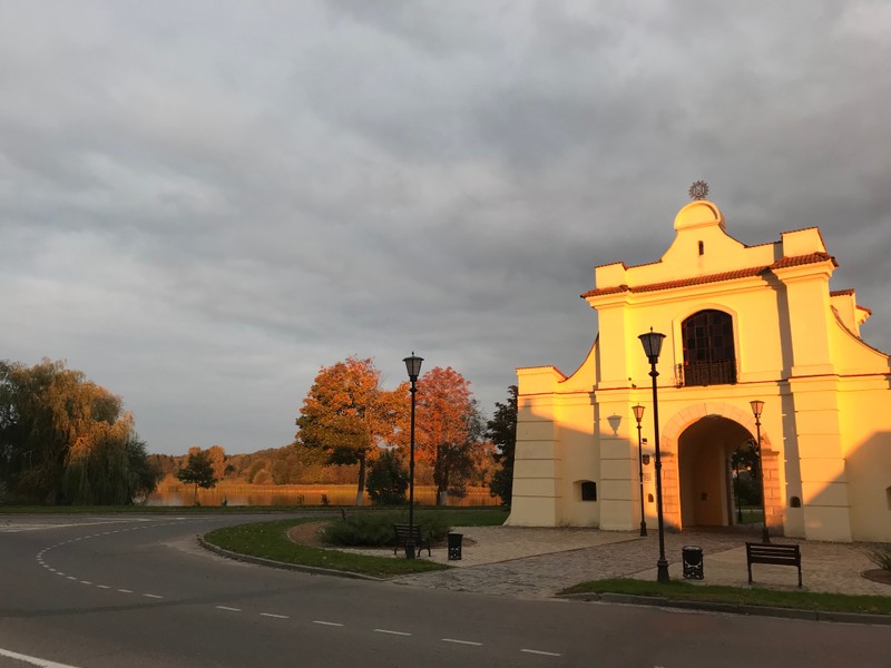 Вечерние огни старого Несвижа