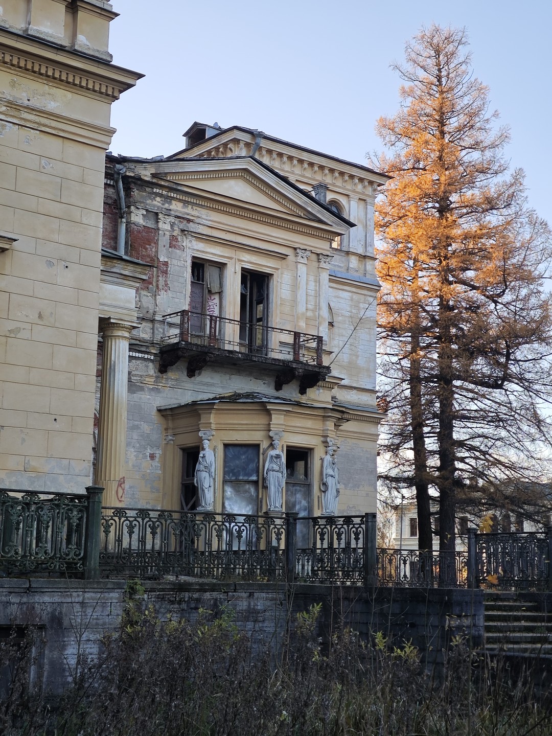 Путешествие в мир заброшенных усадеб - из Петербурга (Тимофеева)