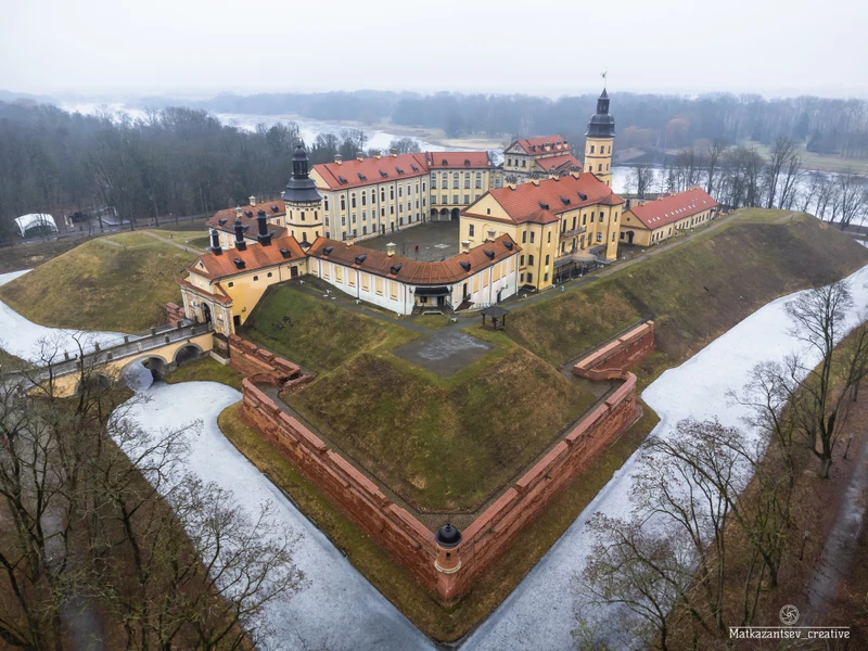 Лидский, Новогрудский, Несвижский и Мирский - четыре стража Беларуси
