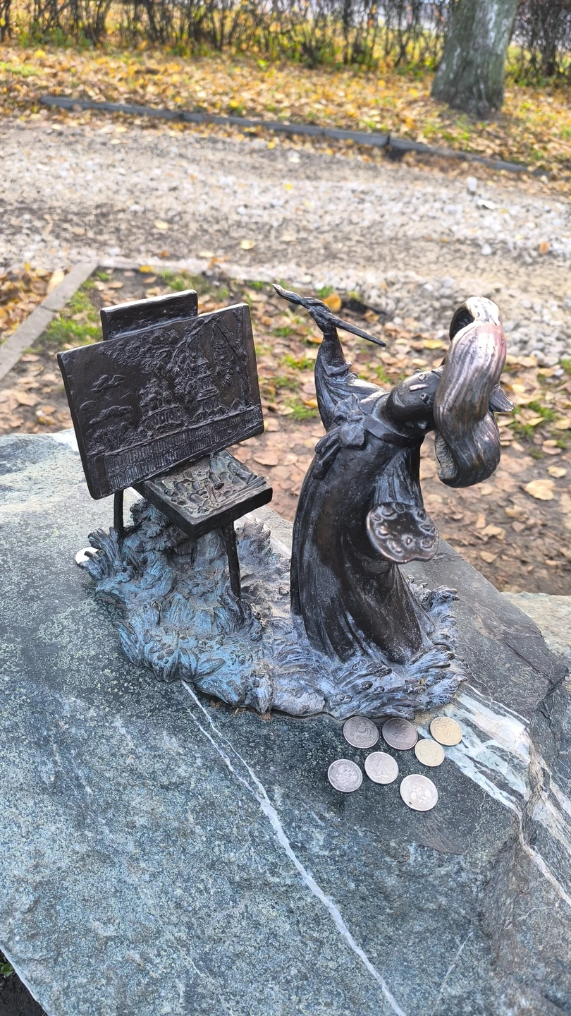 Экскурсия понравилась тем, что всё было чётко по информации - без воды, большого количества дат и