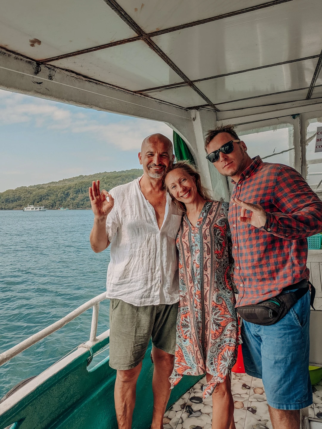 Доброго дня всем!! Выбрали дайвинг на Фукуоке с Евгением и не ошиблись,, остались в полном восторге!