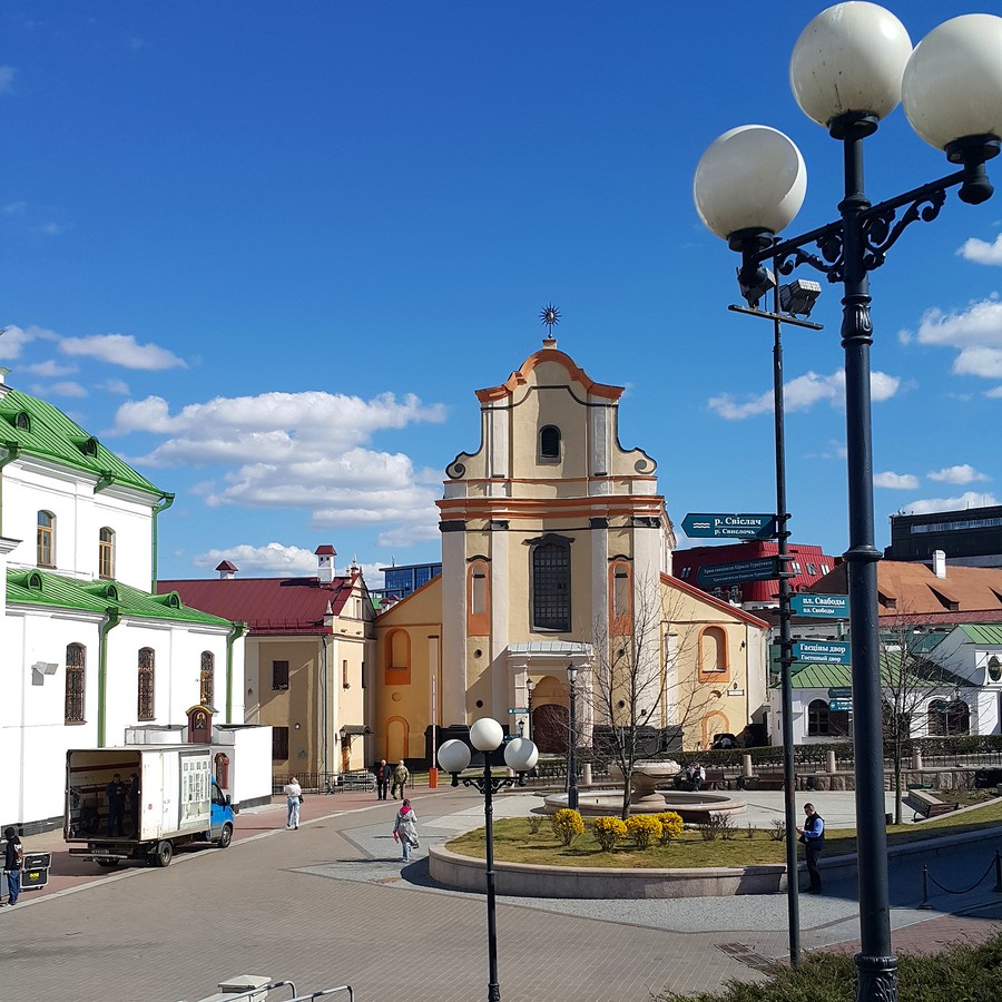Город как птица феникс: автопешеходная экскурсия по Минску