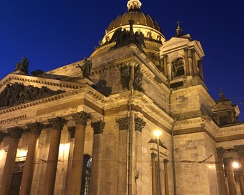 Из Москвы в Санкт-Петербург, главные места Северной столицы