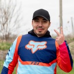 Азамат - представитель команды гидов