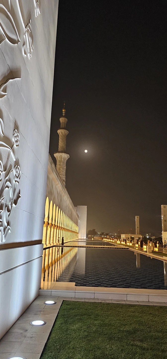 Благодарим Санжара за информативную и оптимально удобную для туристов экскурсию. Высокий профессионализм и опыт, знание истории