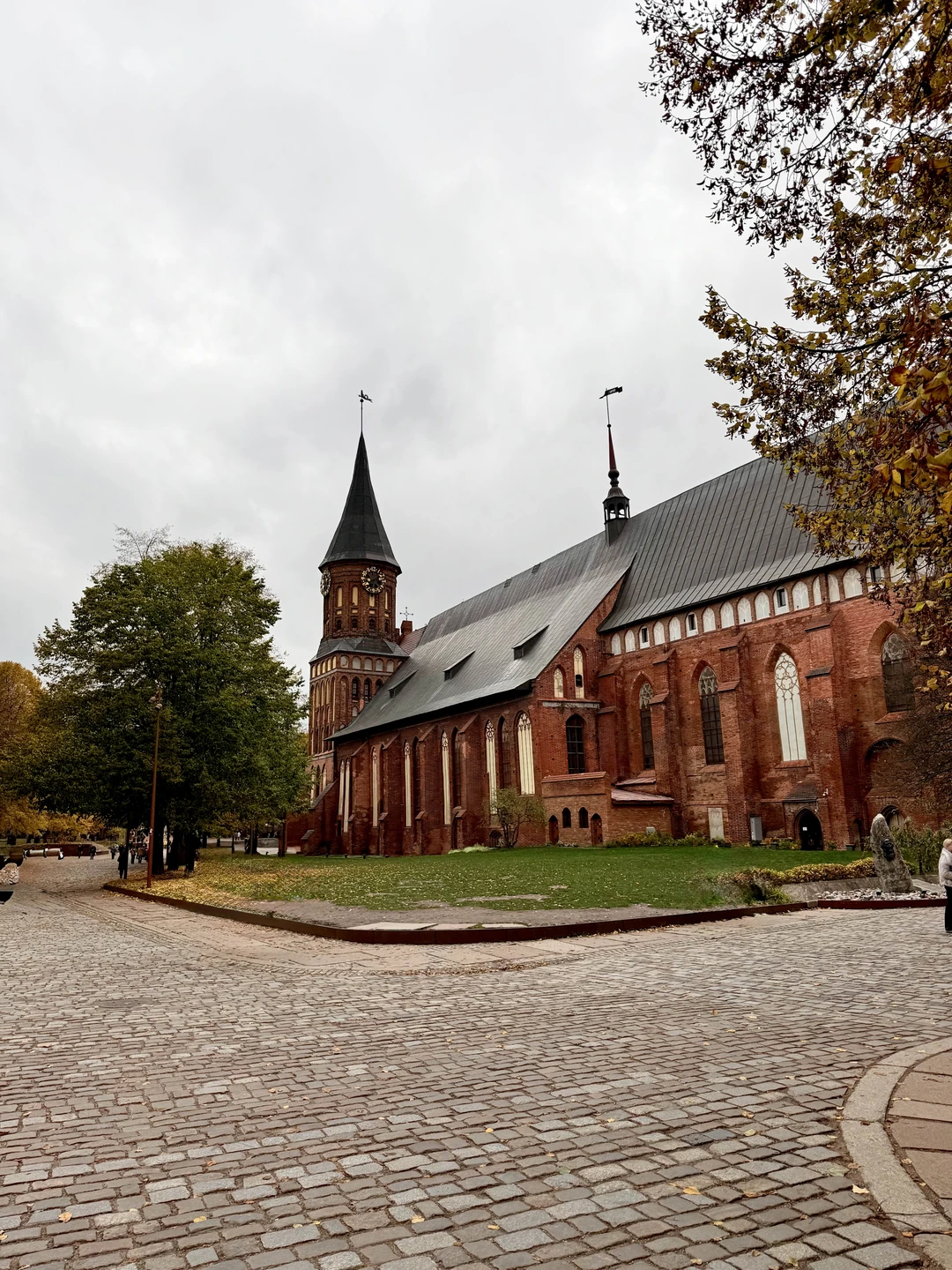 Хочу поблагодарить Ирину за прекрасную, интересную и насыщенную экскурсию по городу! 🌷🌷🌷