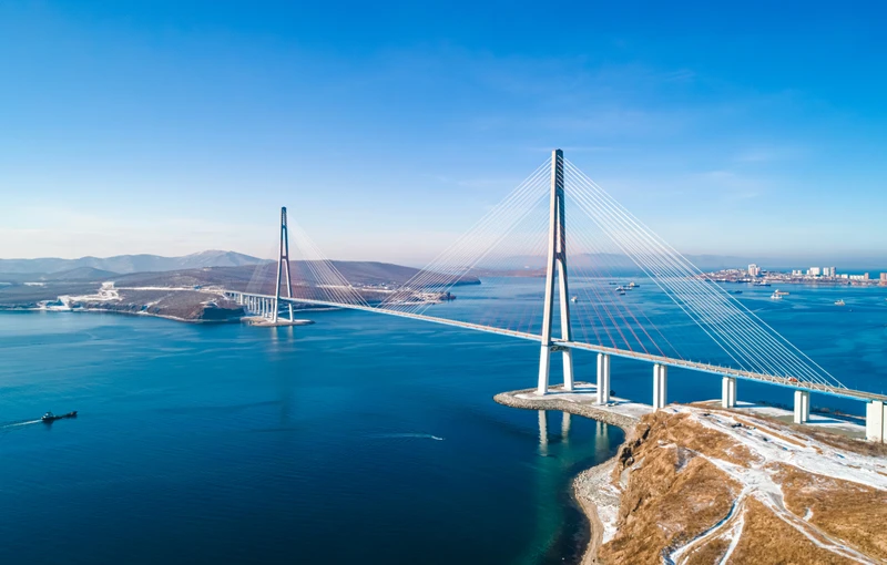 Индивидуально вдоль кромки океана: Владивосток и юг Приморья