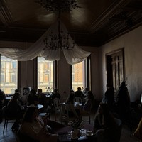 Фото отзыва 3: экскурсия "От парадных до стрит-арта: по знаковым местам Петербурга на авто премиум-класса"