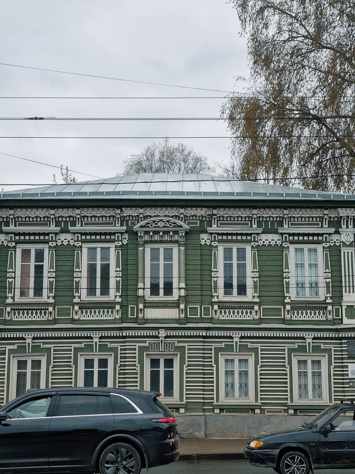 Заглянуть за наличник - разглядеть Кострому (Аня)