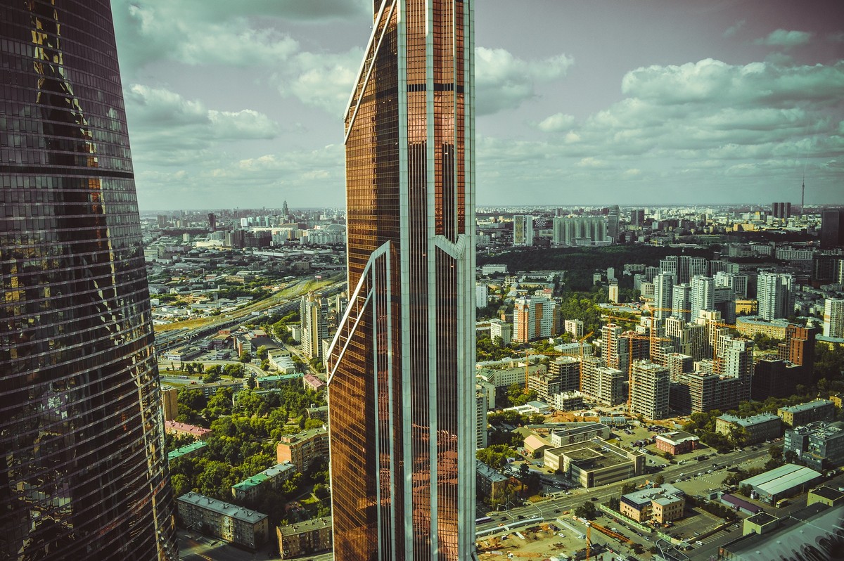 Фото 2 - Экскурсия: "Москва-Сити + смотровая в башне «Око»"