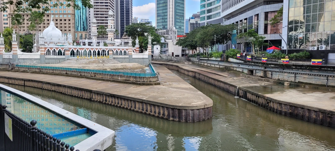 В Куала-Лумпуре нам невероятно повезло с гидом - Инной!