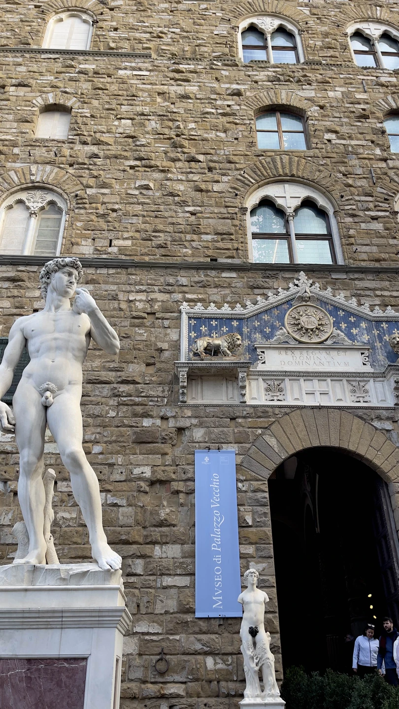 Прошло ровно 2 недели с момента экскурсии по Флоренции с Дарьей, а впечатления все еще не