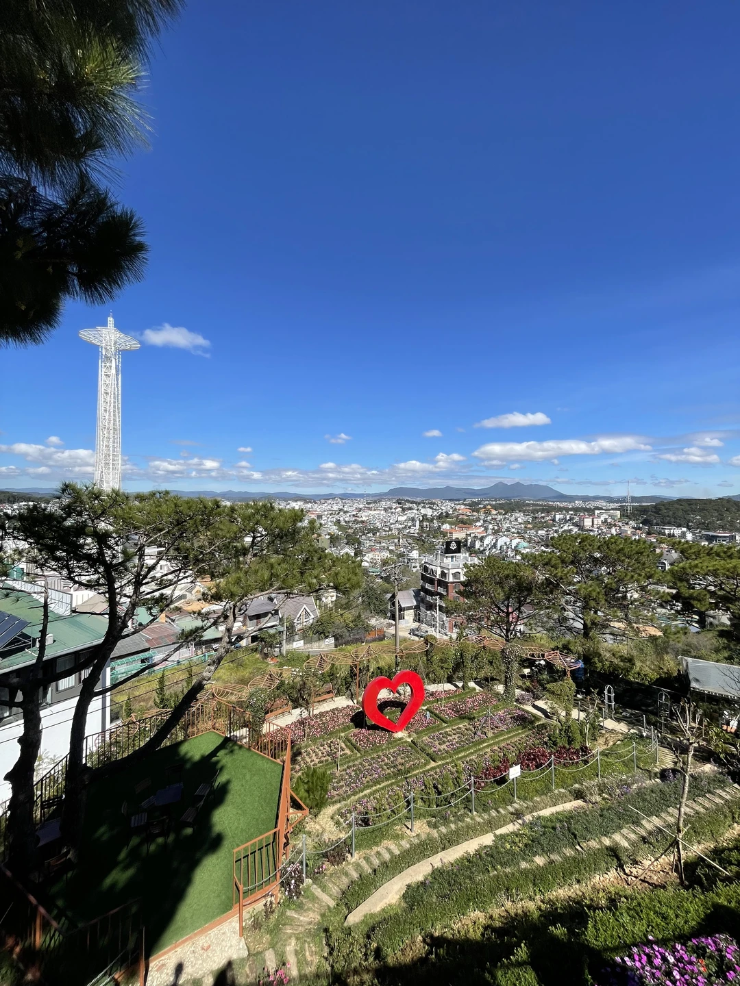 Отличная экскурсия 🔥 много красивых локаций, природа фантастическая! Опытный гид, все расскажет и подскажет