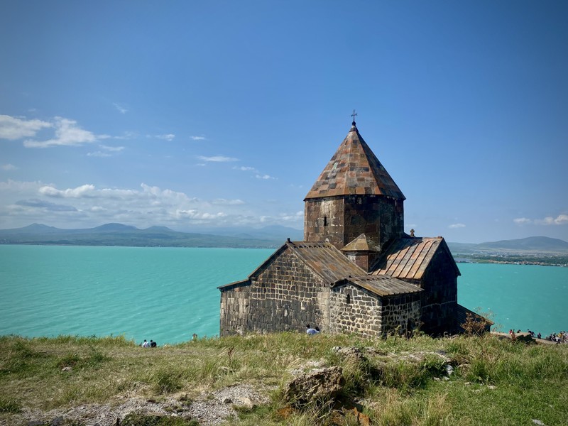 В Грузию и Армению: дегустация вина, мастер-классы и море гор