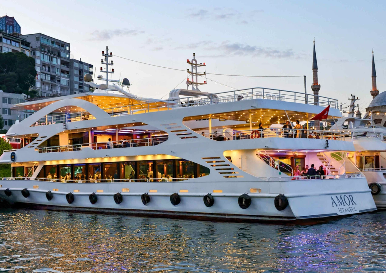 Панорама Босфора — круиз с напитками и трансфером из центра Стамбула