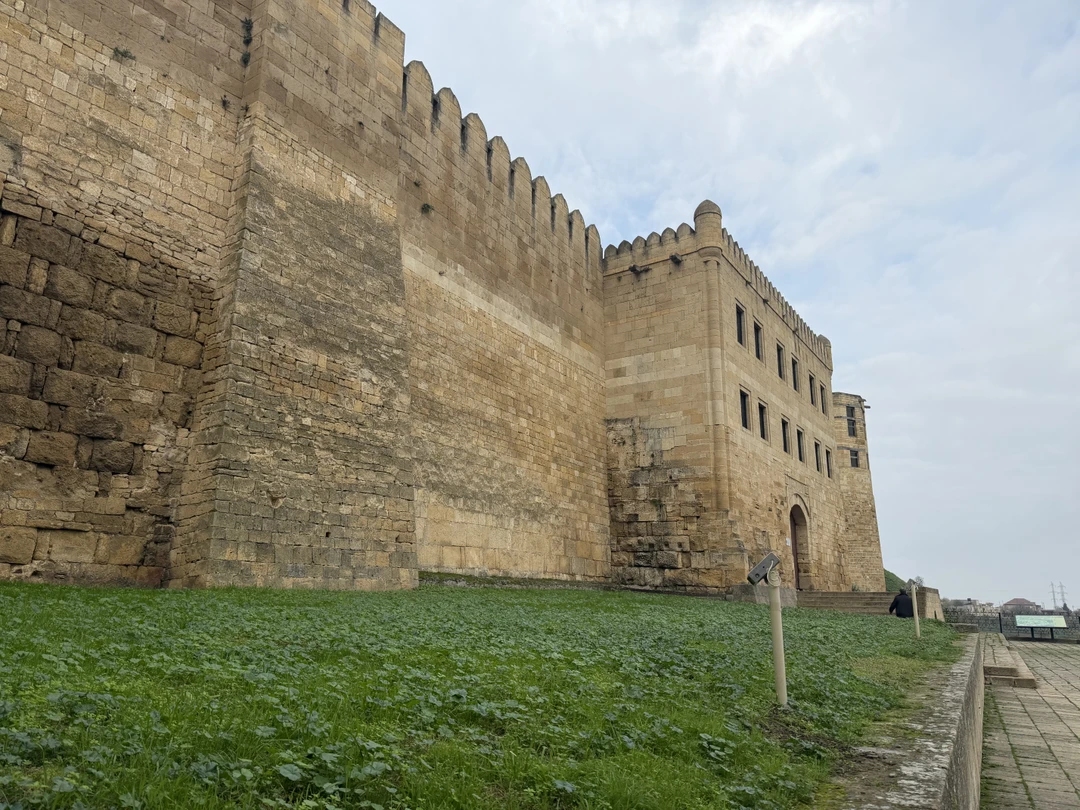 17 ноября 2025 г. Мы с семьей, двое взрослых и двое детей, были на экскурсии в