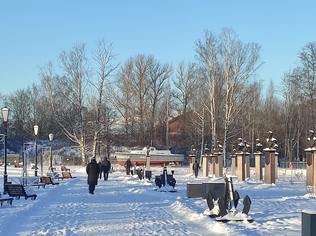 Экскурсия понравилась. Гид Светлана Владимировна рассказала много интересного и познавательного. Посетили порт, Морской Никольский собор, морской