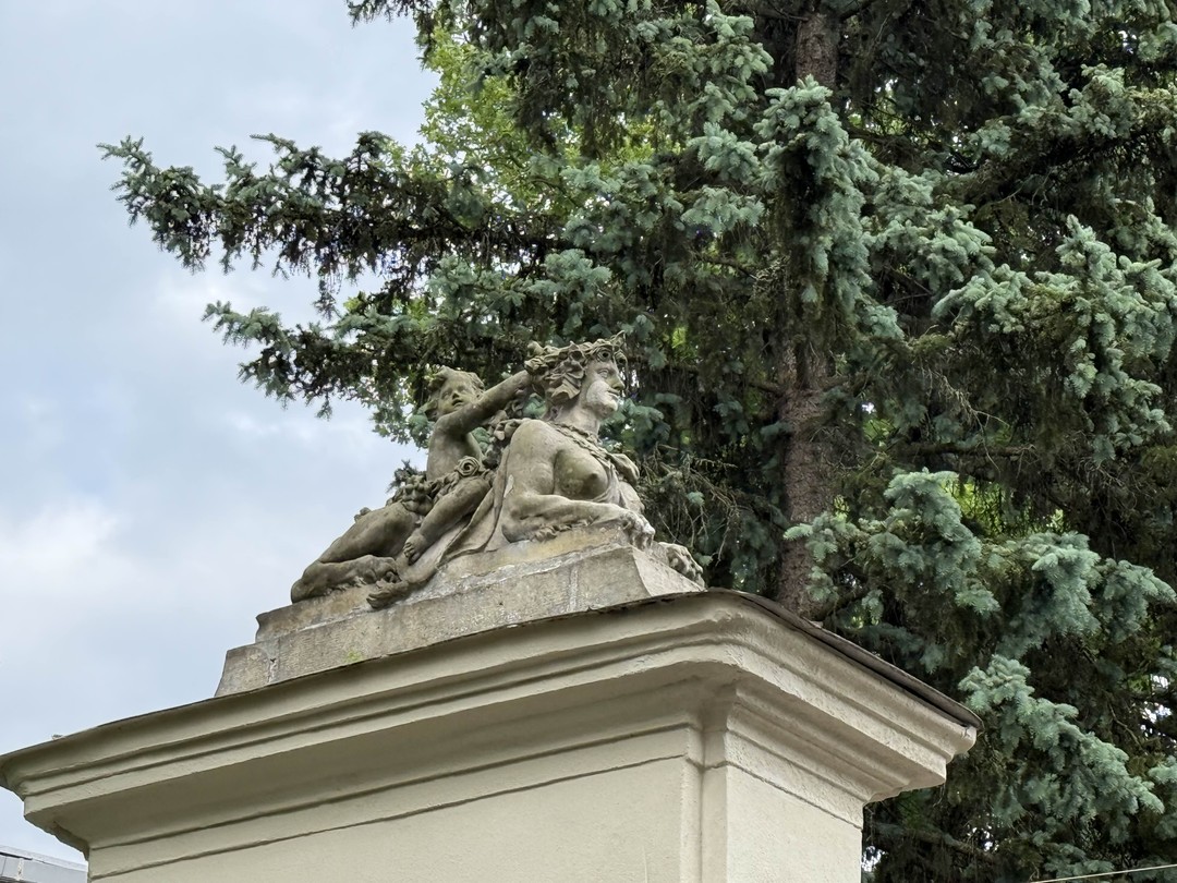 Были в Гродно проездом, с мужем, бабушкой и сыном - подростком. Андрей подстроился под наше расписание