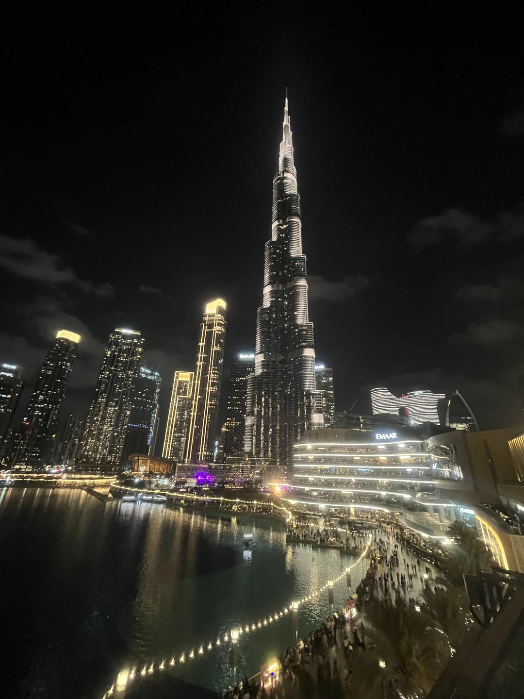 Поезда прошла отлично, спасибо Амину. Ездила я одна с ребенком (7лет). Маршрут подстроили под наши пожелания