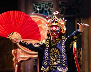 Храмы Зелёной Козы и Ухоу, улица Цзиньли