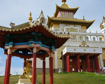 Хурул Сякусн-Сюме, Золотая обитель Будды Шакьямуни, Музей кочевых народов с дегустацией