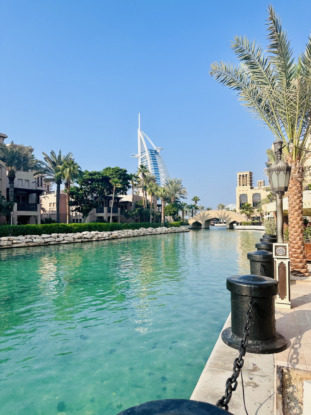 Великолепно построенная экскурсия. Не много, не мало, не напряжно, комфортно, интересно, все лучшие локации охвачены, на