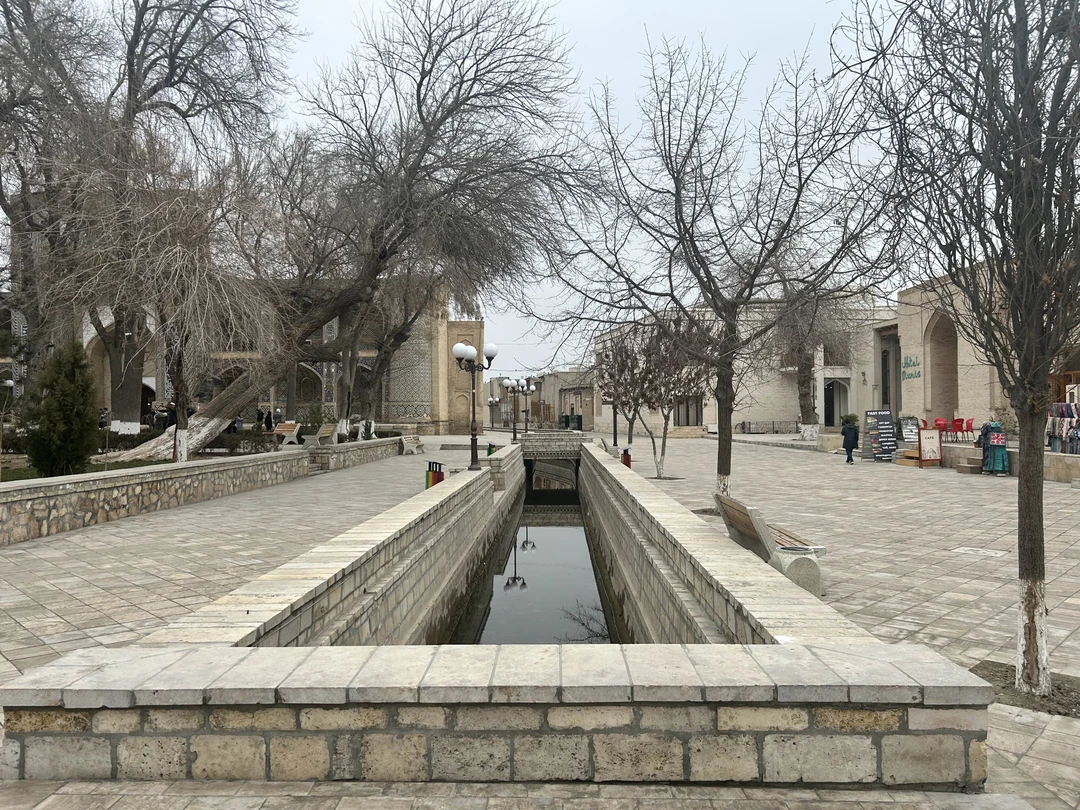 Название экскурсии полностью себя оправдывает, после такой прогулки не влюбиться в Бухару не получиться. По информации