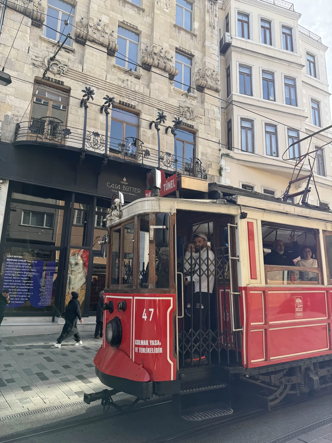 Мы очень рады, что решили взять именно эту экскурсию. Наш гид Назгуль - очень приятная, эрудированная