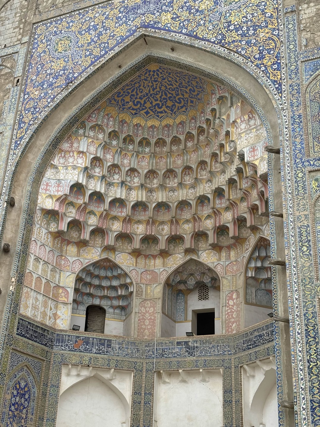 Хотелось бы поблагодарить Дилю за прекрасную экскурсию по Бухаре! Это был чудесный, насыщенный день, полный эмоций