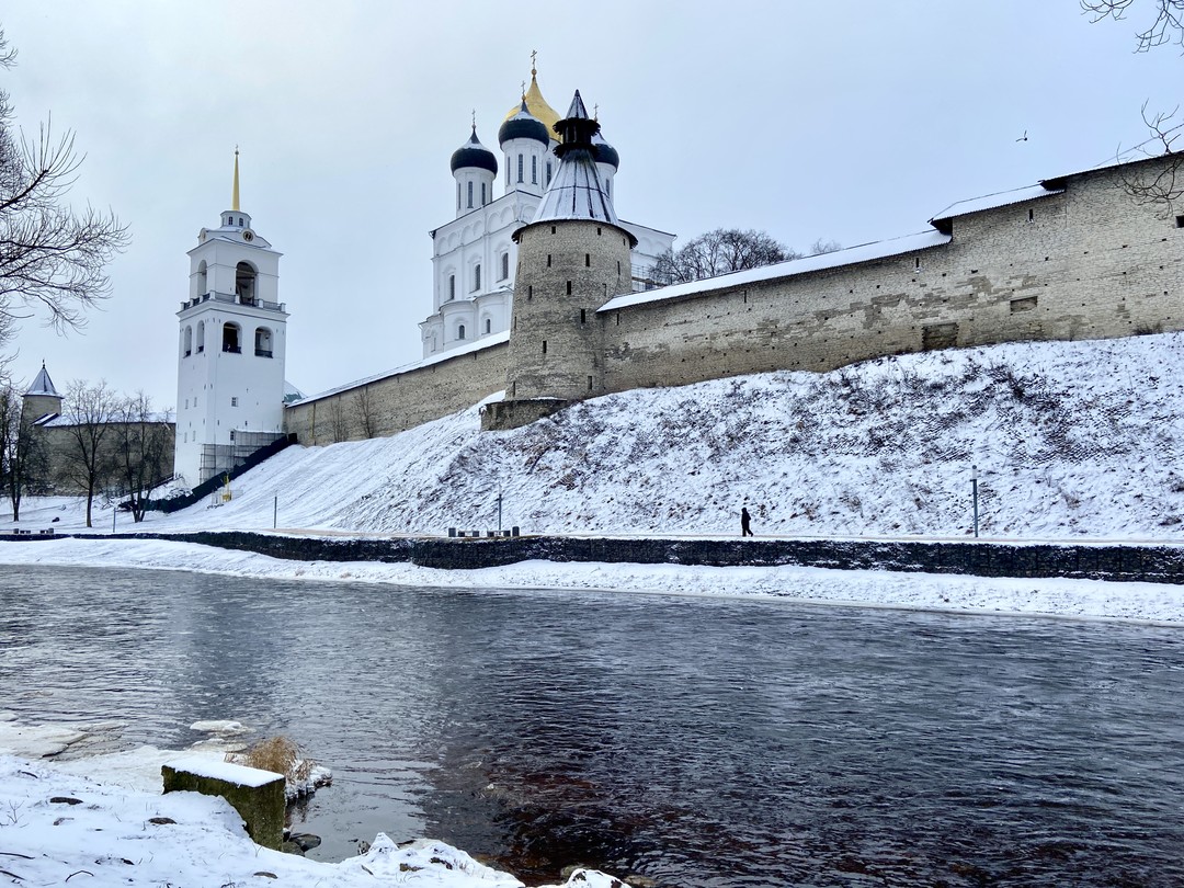 Псков в лицах, сюжетах и легендах (на вашем авто) (Максим)