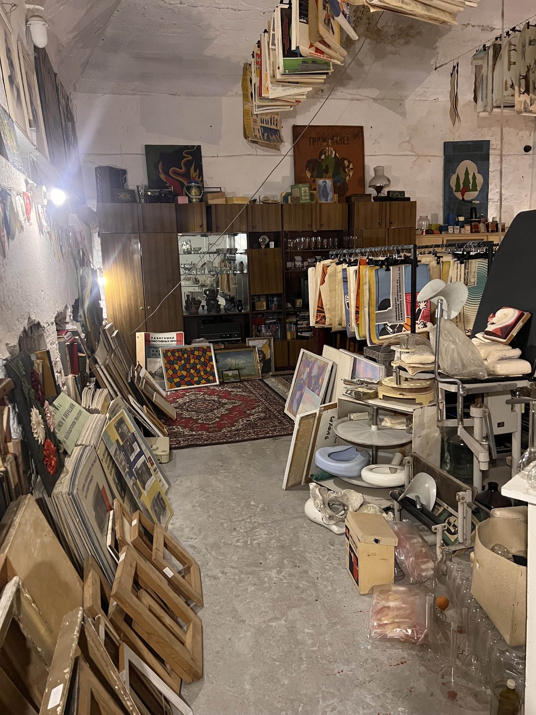 Очень понравилась экскурсия по ретроскладу! Обязательно забронирую еще раз, чтобы провести здесь фотосессию. Гид наглядно показал