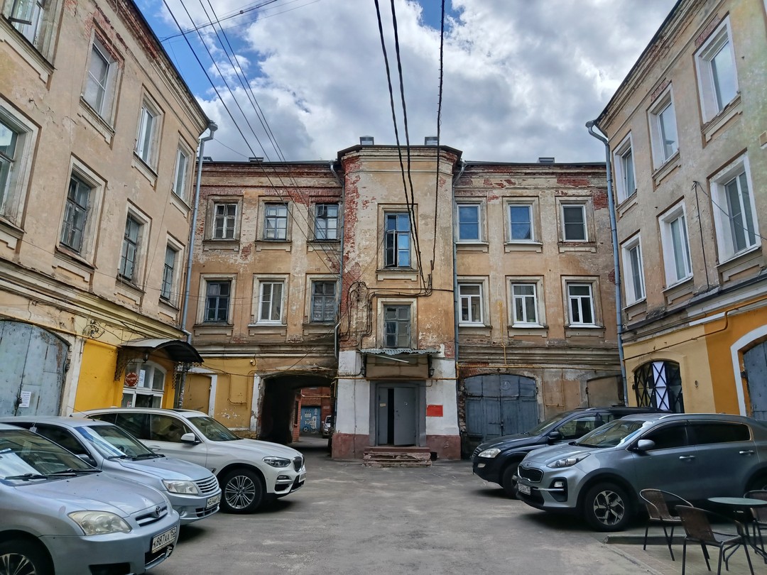 Внимательная прогулка по Нижнему Новгороду с краеведом (Анна)