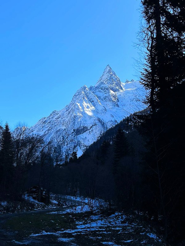 Кавказ ждёт вас: индивидуальный джип-тур выходного дня